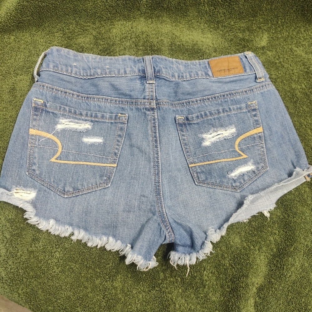 American Eagle Tomgirl Shortie Blue Denim Short Womens Size 0 © - Picture 5 of 12